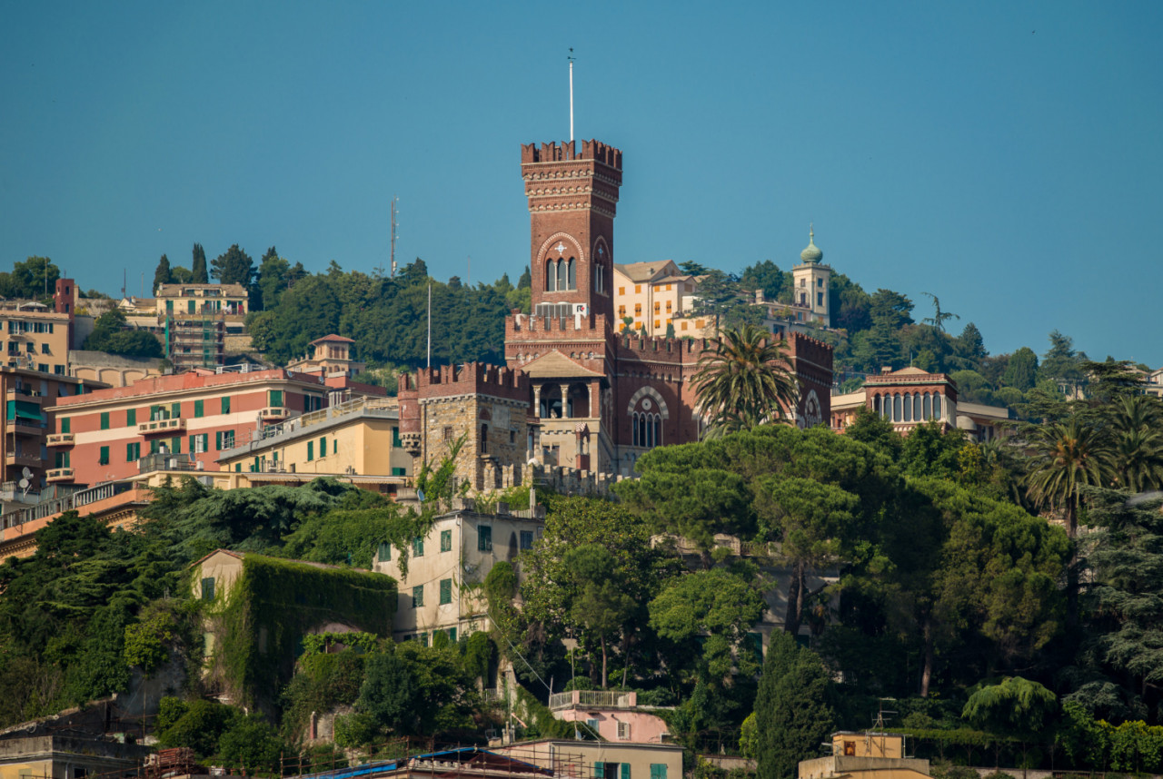 d albertis castle hills genoa