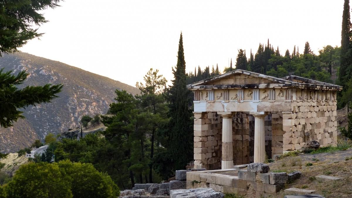 delphi grecia antiquariato oracle 1