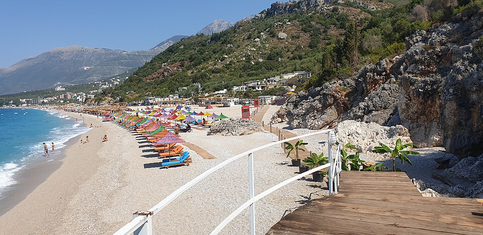 dhermi vlore