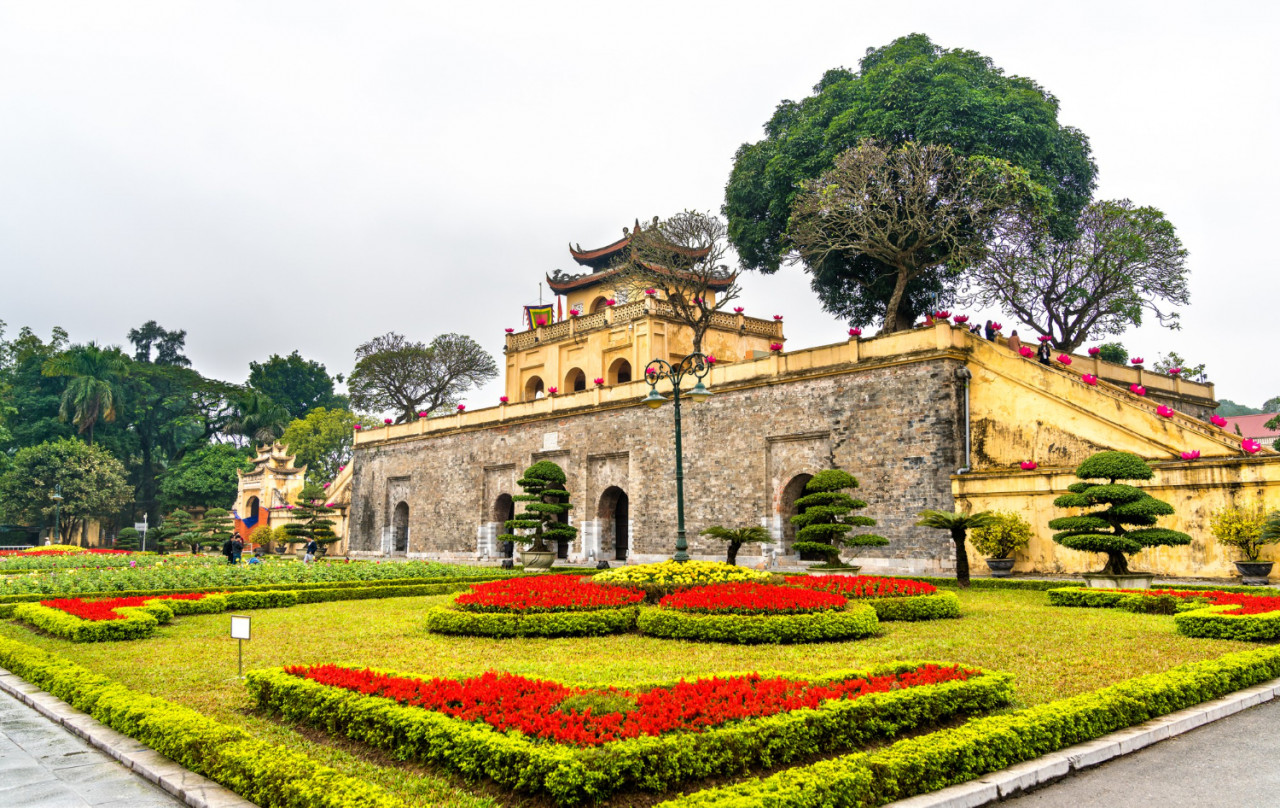 doan mon main gate thang long imperial citadel hanoi vietnam