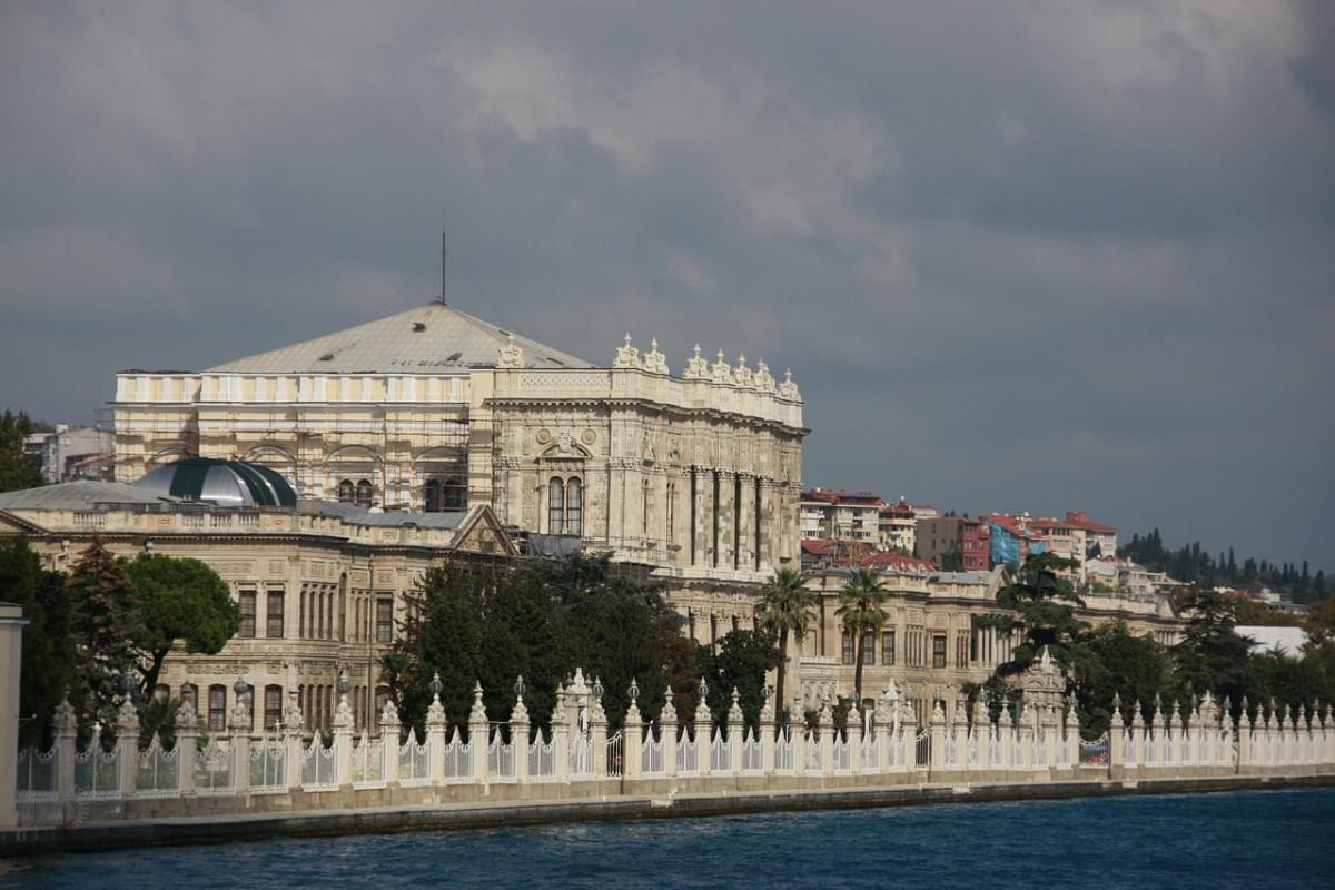 dolmabahce palazzo