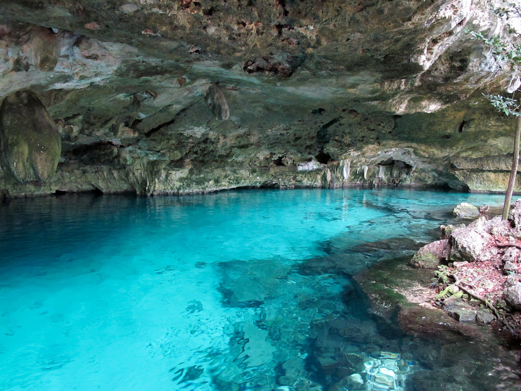 dos ojos cenote in mexico