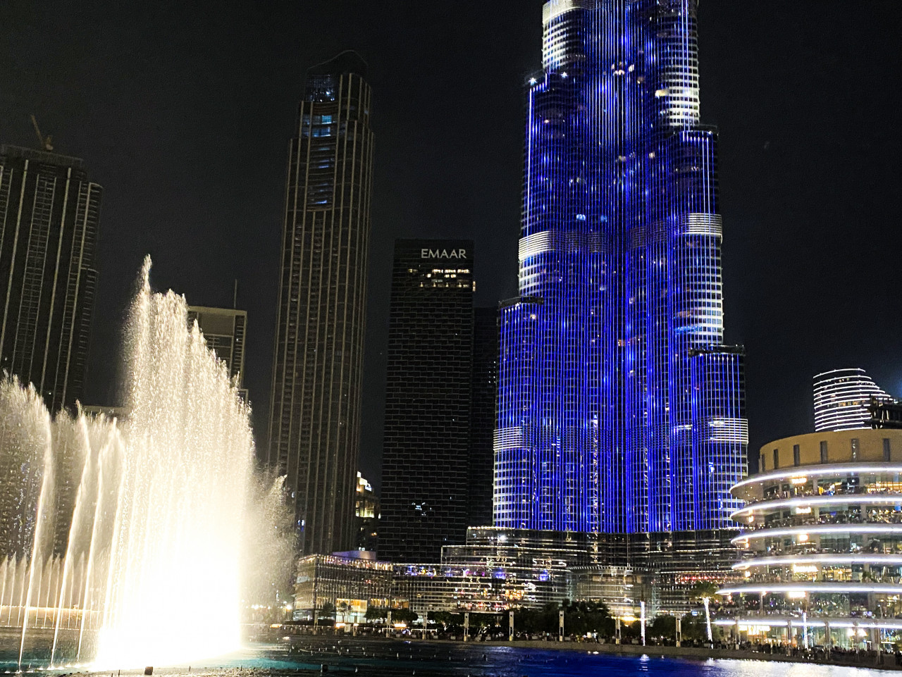 dubai fountain 2