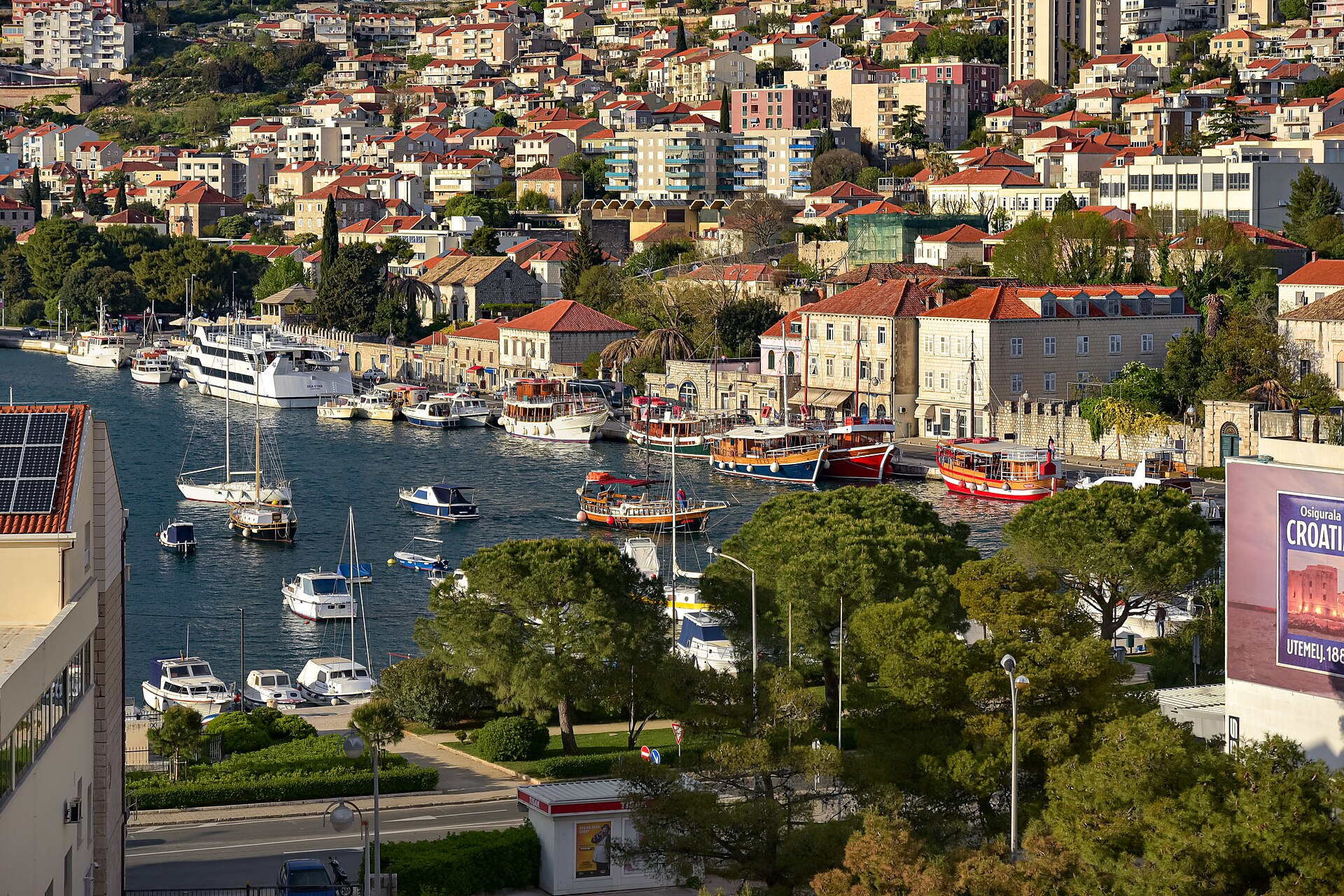 dubrovnikportgruz 50247624561