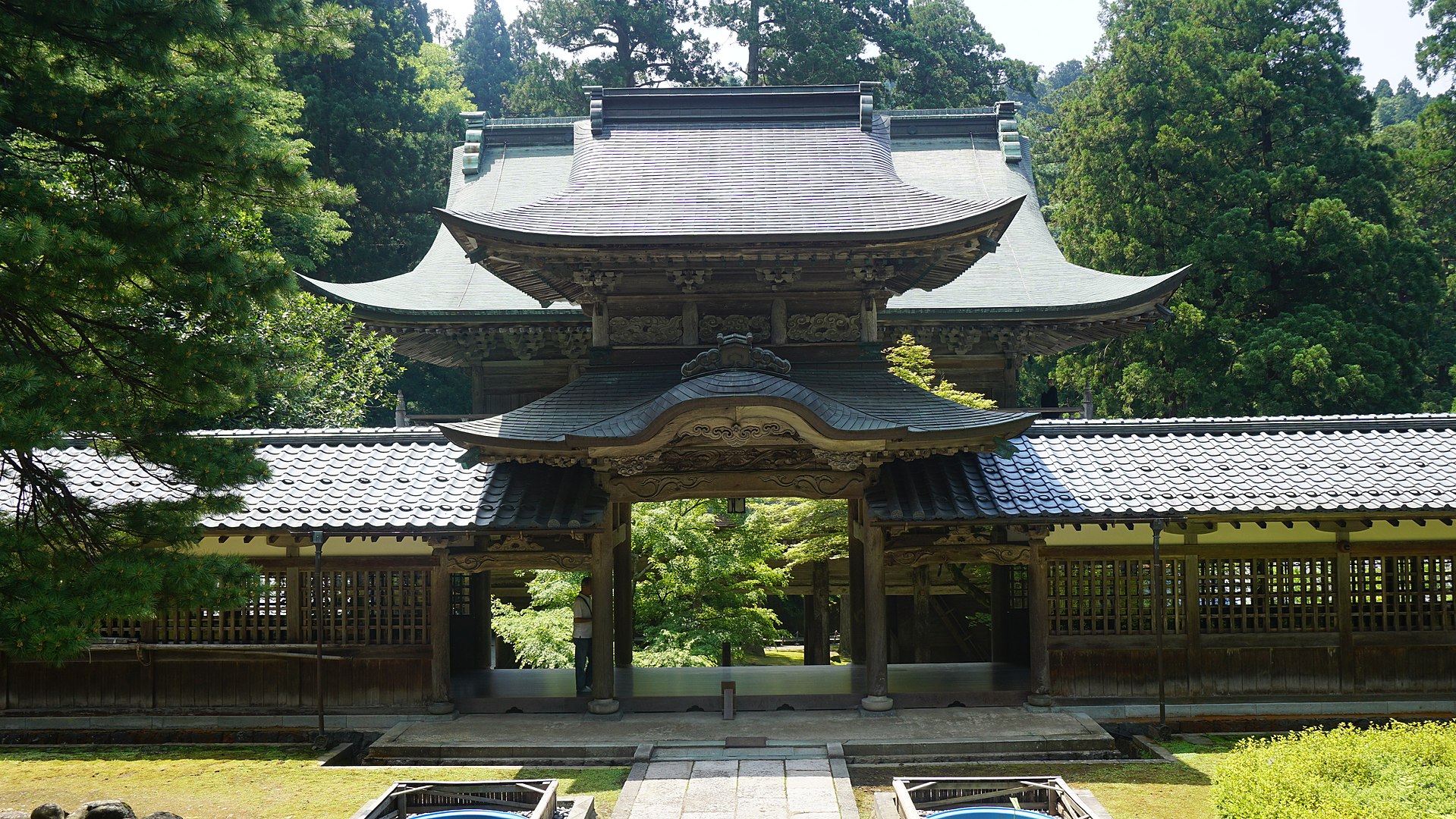 eiheiji main gate