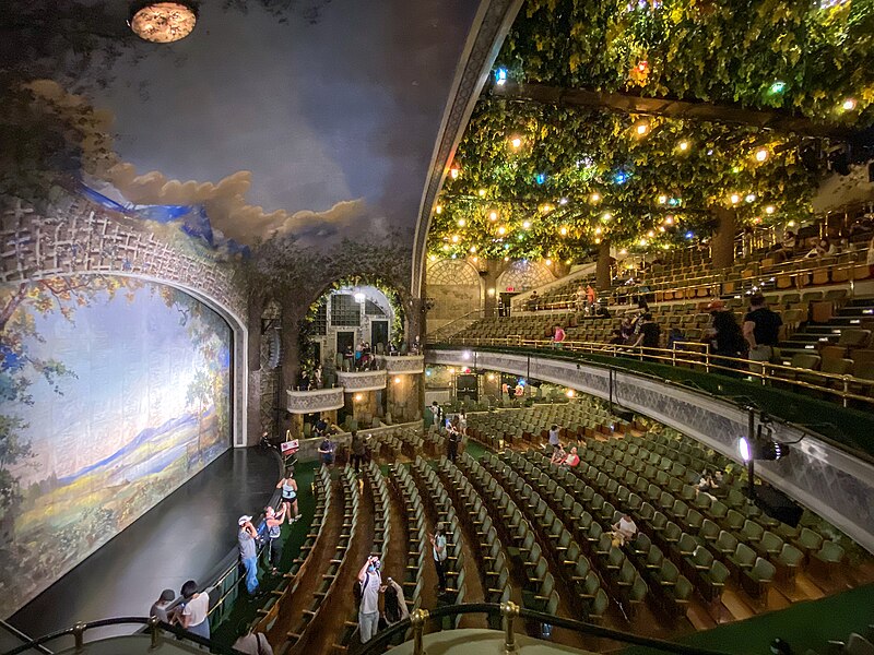 elgin and winter garden theatres the winter garden