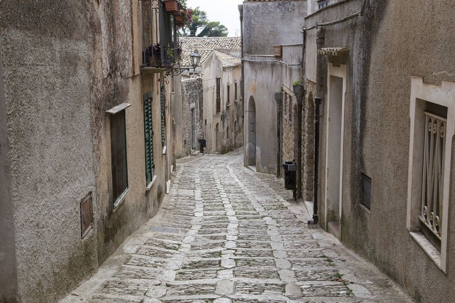 /foto/erice centro storico via stretta 1