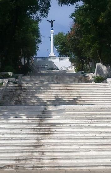 escalinata de antequera asuncion paraguay