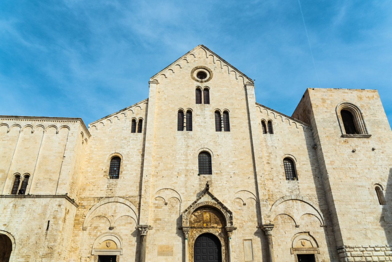 facade minor basilica san nicolas de bari 1