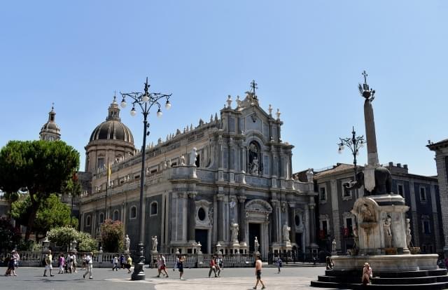 facciata del duomo a catania