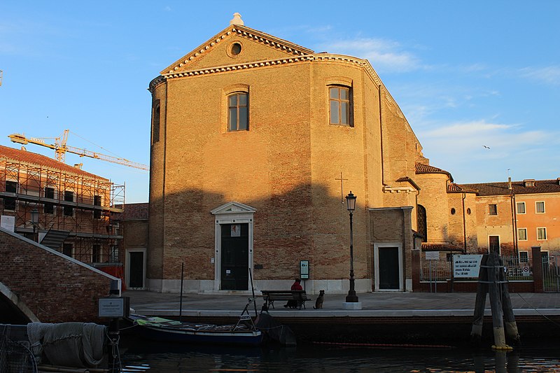 facciata della chiesa di san domenico a chioggia