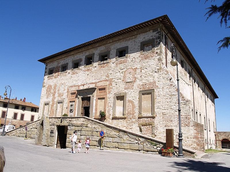 facciata palazzo ducale dei della corgna