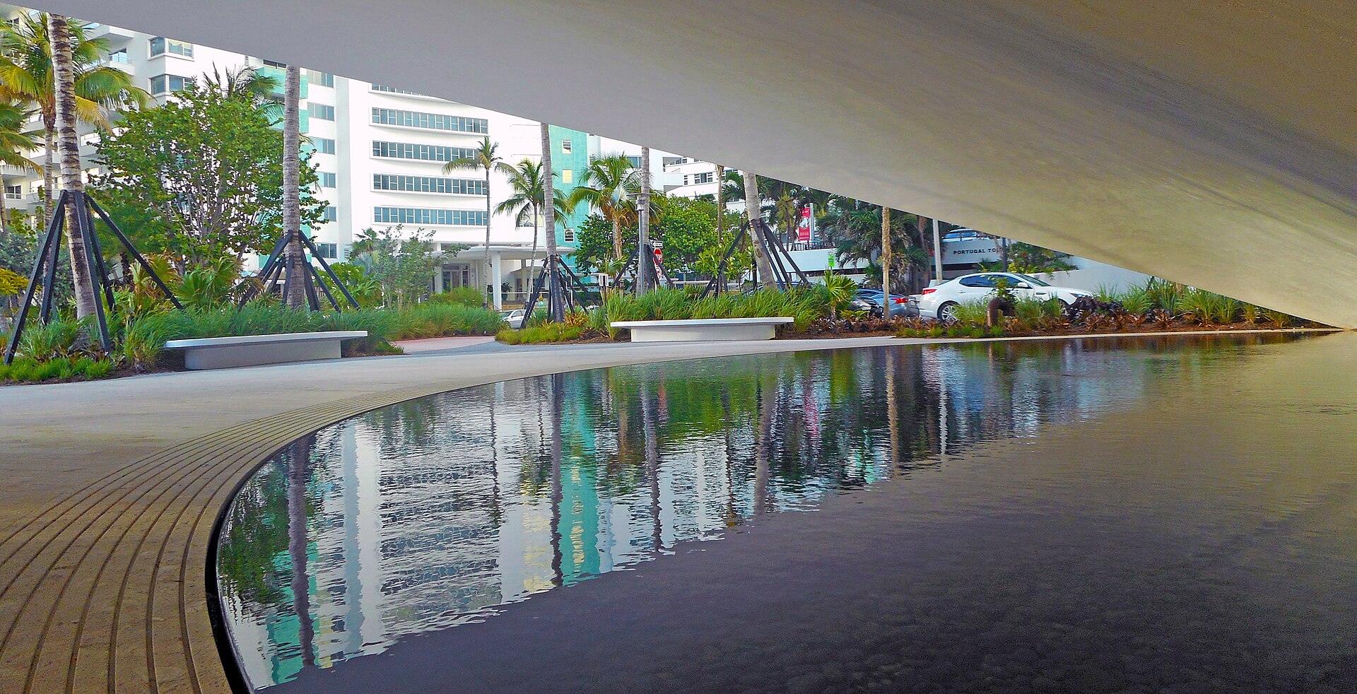 faenadistrictmiamibeach faenaforumreflectingpool