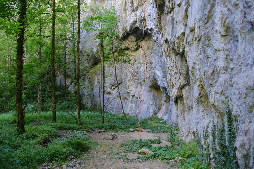 falaise gorge du ce mont saxonnex