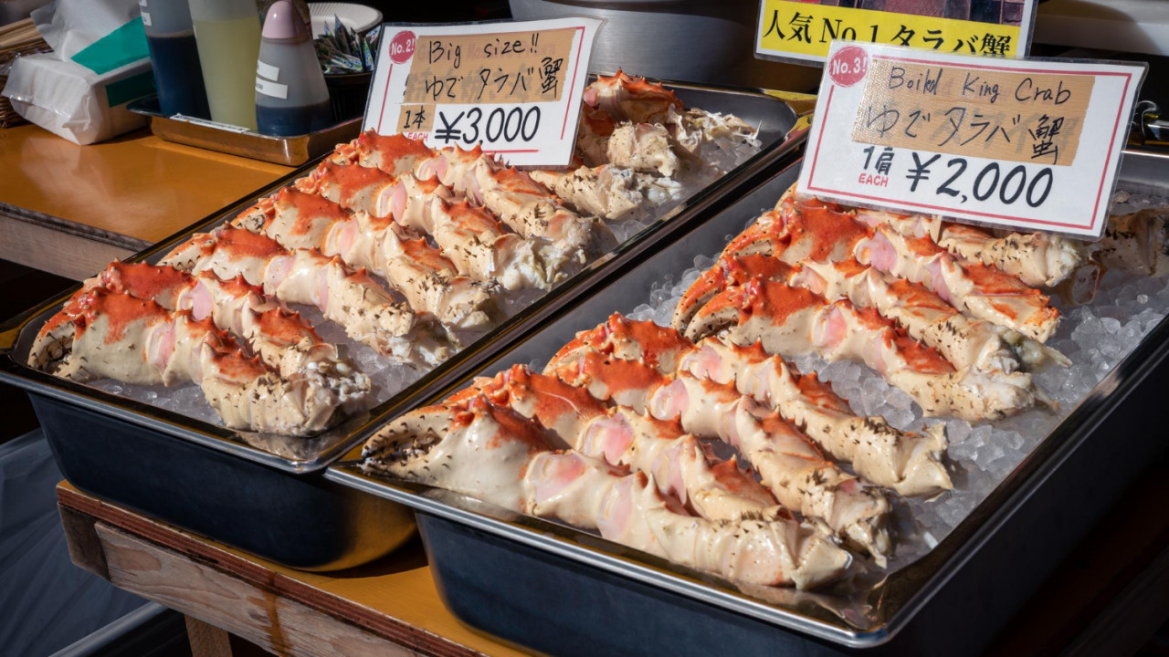 famous tsukiji fish market with retail shops sale crab legs seafood tokyo outer market largest wholesale seafood market world