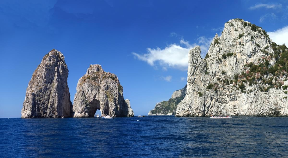 faraglioni di capri