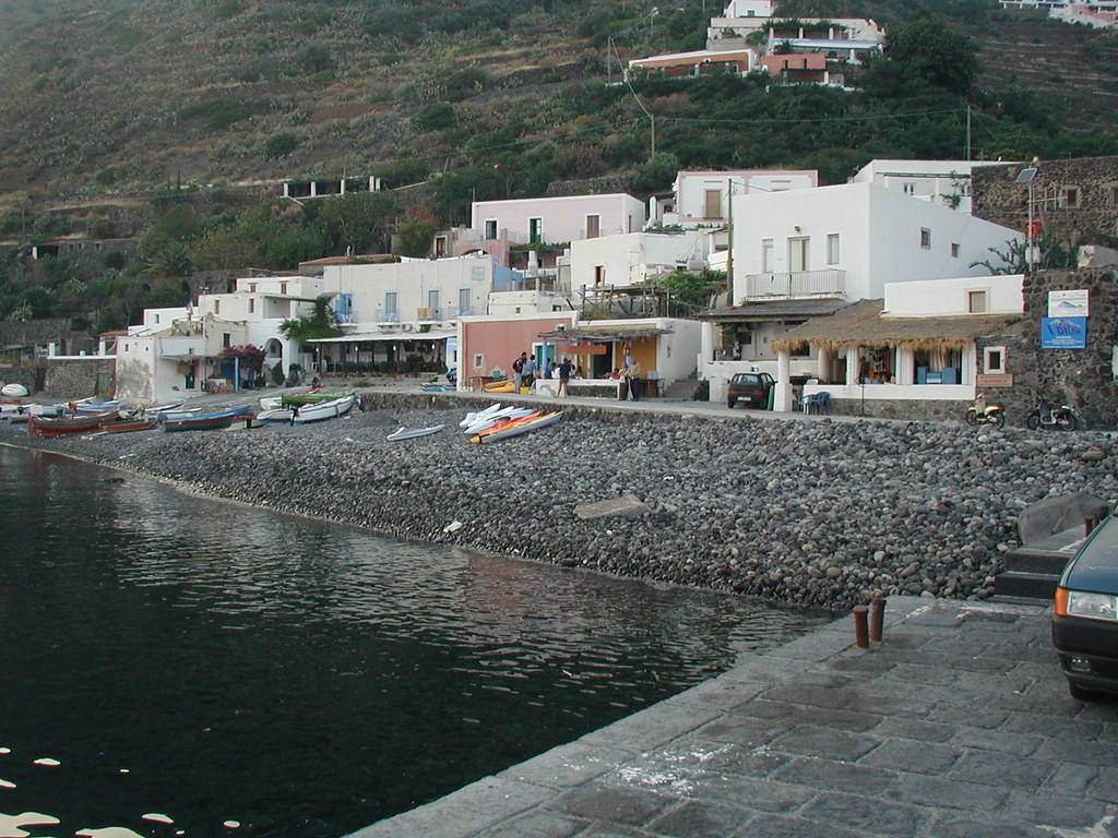 filicudi pecorini year 2003