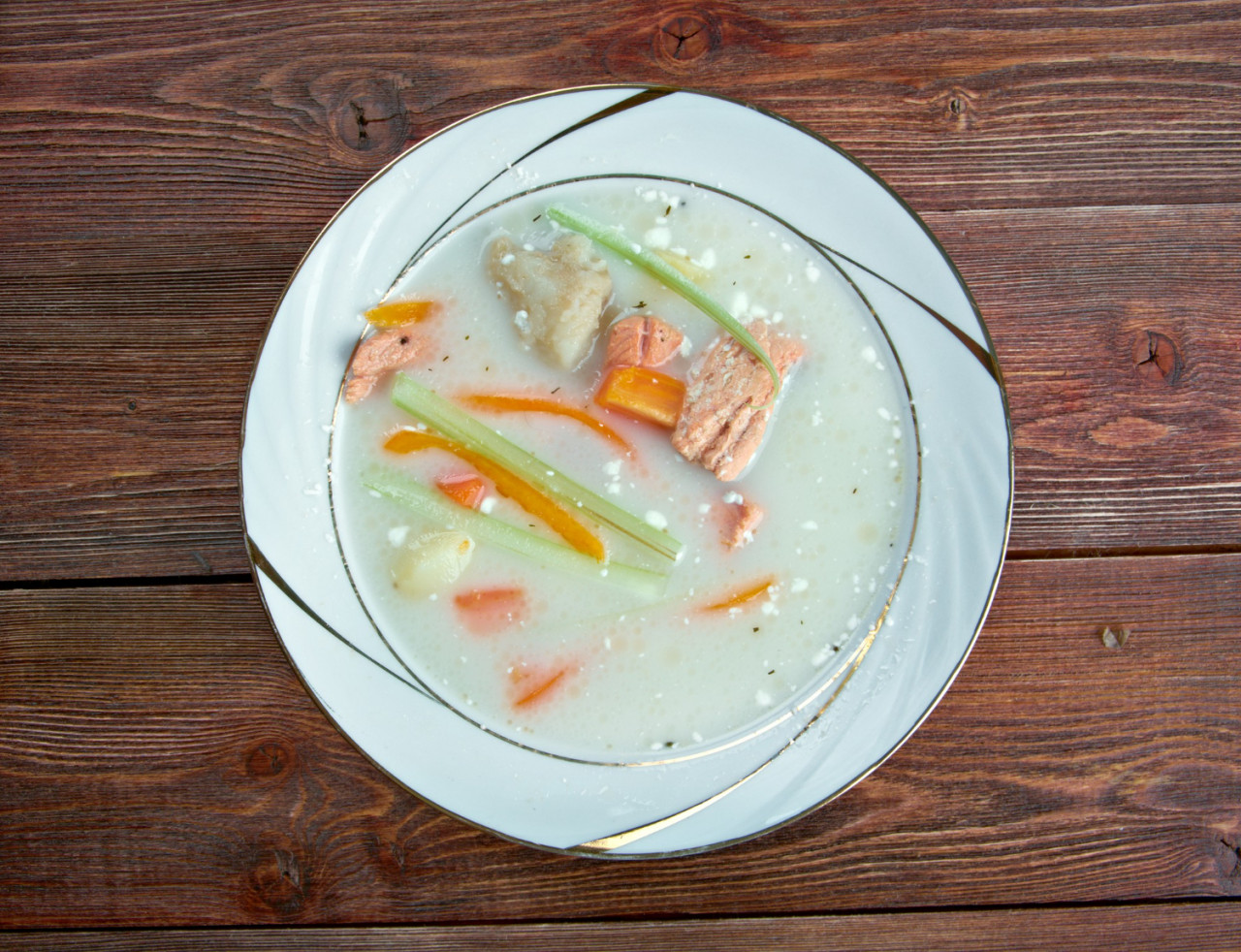 fiskesuppe norwegian cod salmon chowder