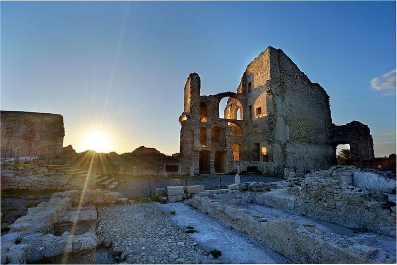 fiumefreddo bruzio panorama del castello della valle