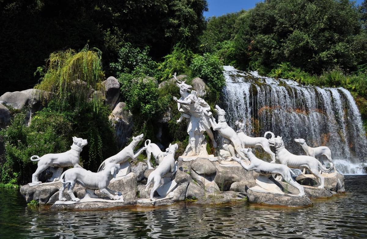 fontana cascata reggia di caserta