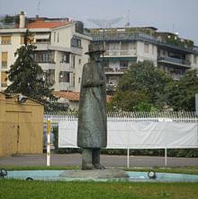 fontana l uomo della pioggia firenze