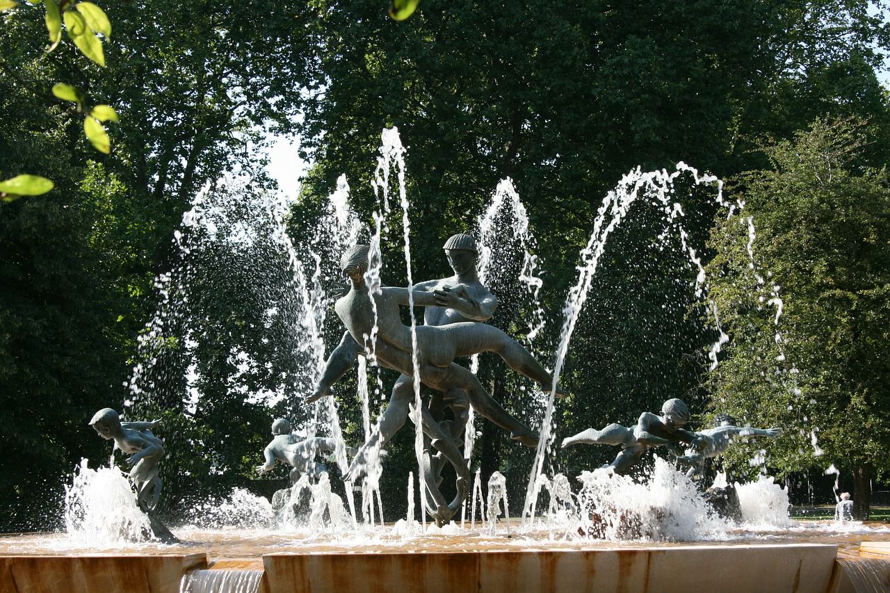 fonte acqua scultura gioia danza