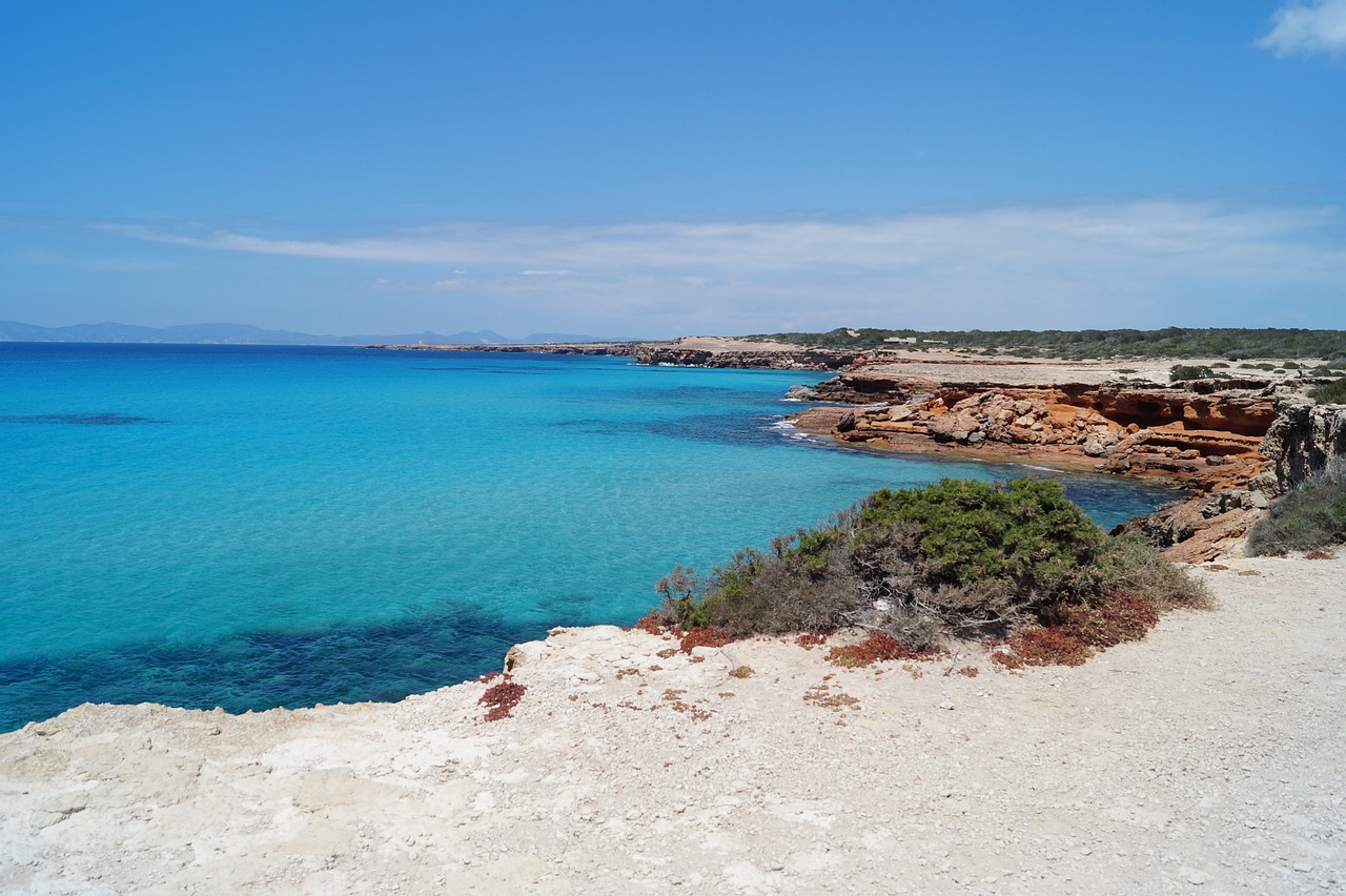 formentera yaz mevsimi deniz