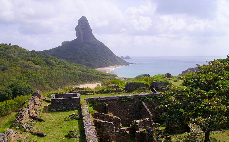 forte dos remedios fernando de noronha