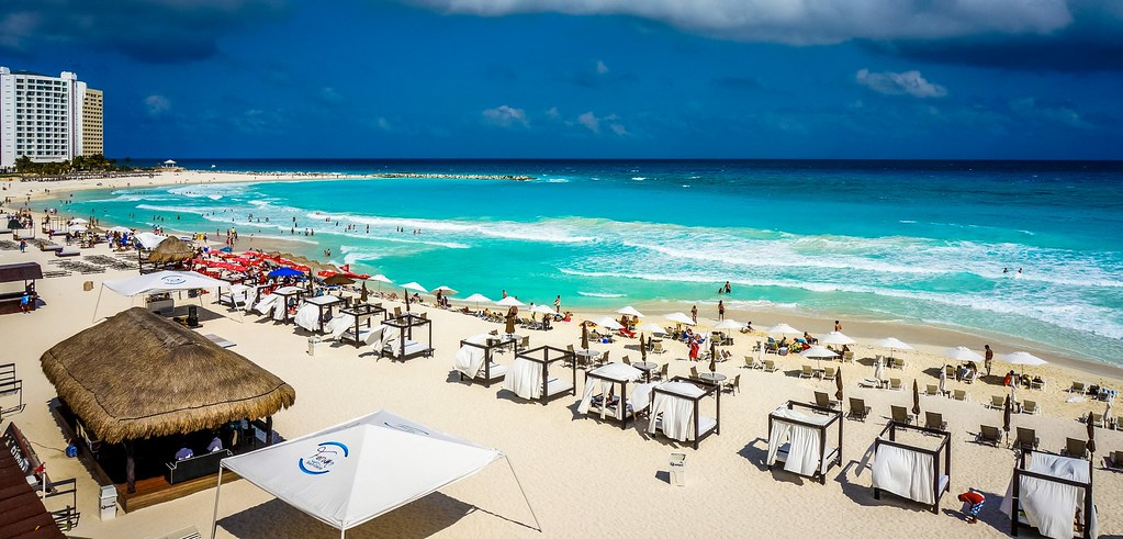 forum beach cancun