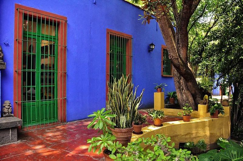 frida kahlo house mexico city