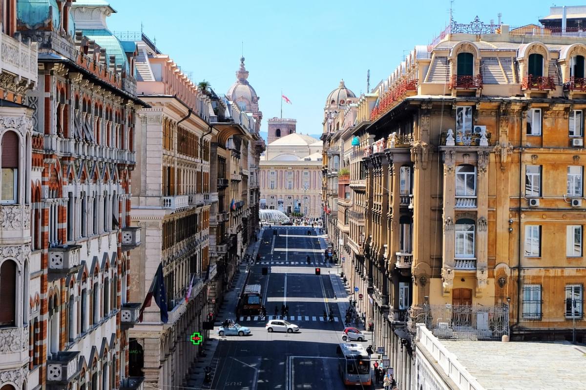 genova liguria turismo italia mare