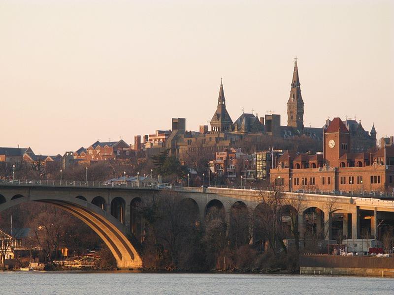 georgetown from roosevelt island