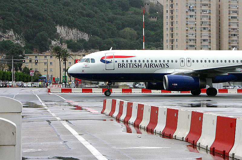 3 aeroporto gibilterra pericoloso