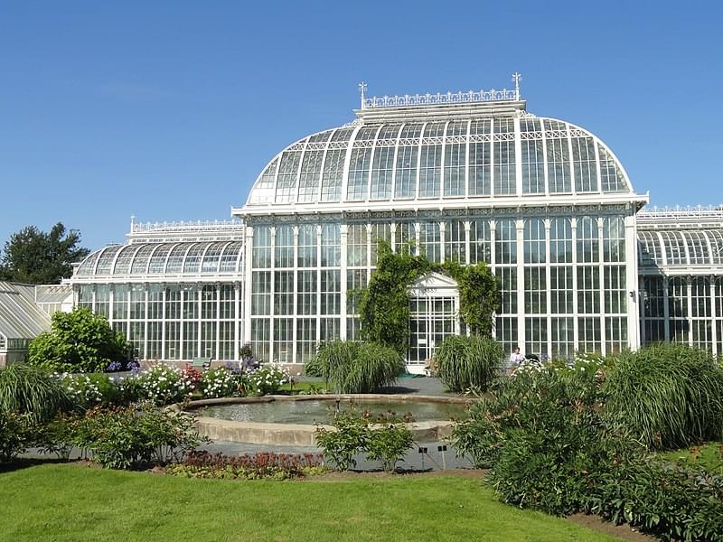 glasshouses of kaisaniemi botanical garden helsinki