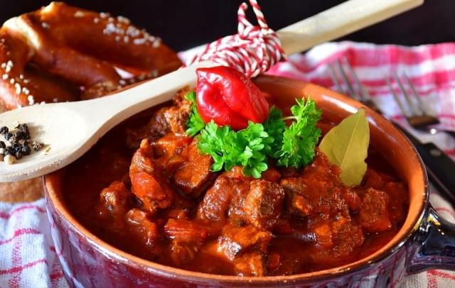 goulash di carne