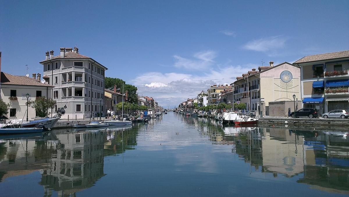 grado canale mare navi estate 1