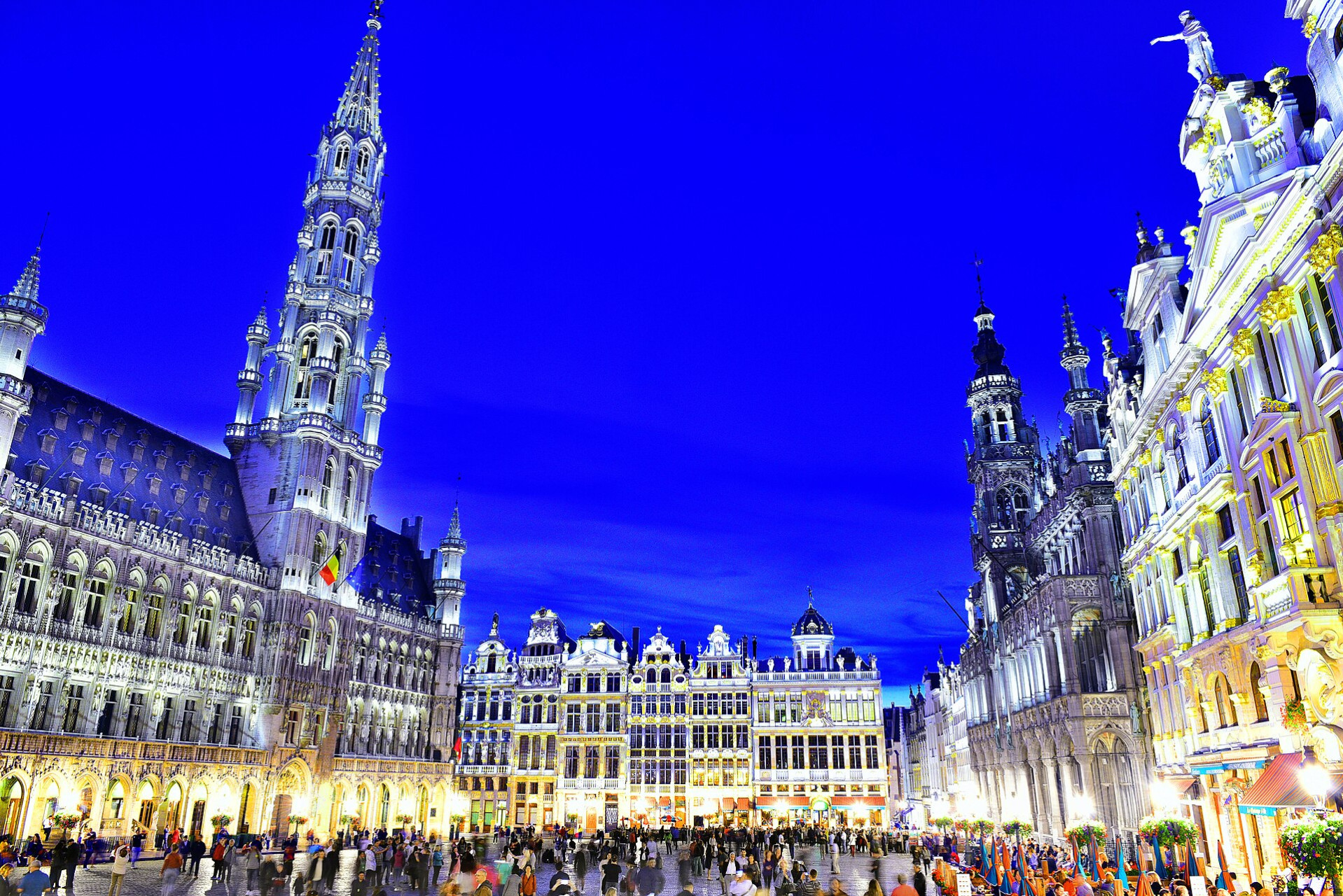 grand placedebruxellesenheurebleue