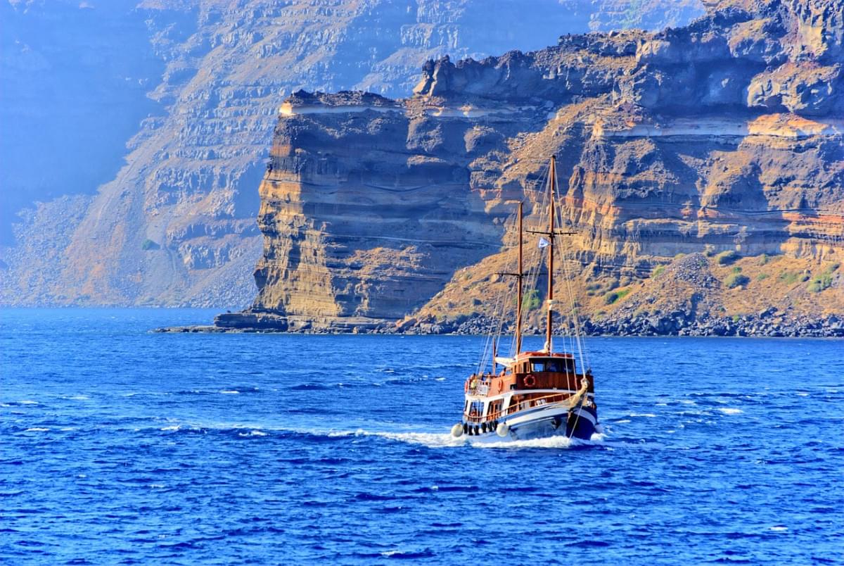 grecia santorini spiaggia il sole