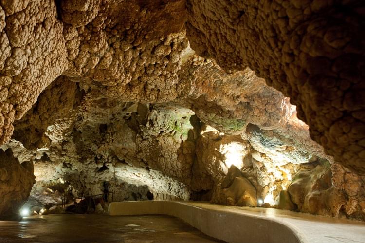 6 - Torca del Cerro del Cuevon, Spagna- Profondità 1589 m