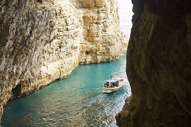 grotta del turco m te orlando gaeta lt lazio italy panoramio