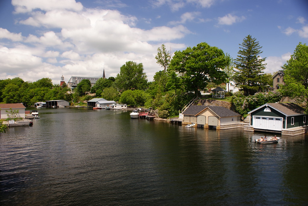 guananoque and the thousand islands saint laurent river ottawa valley 