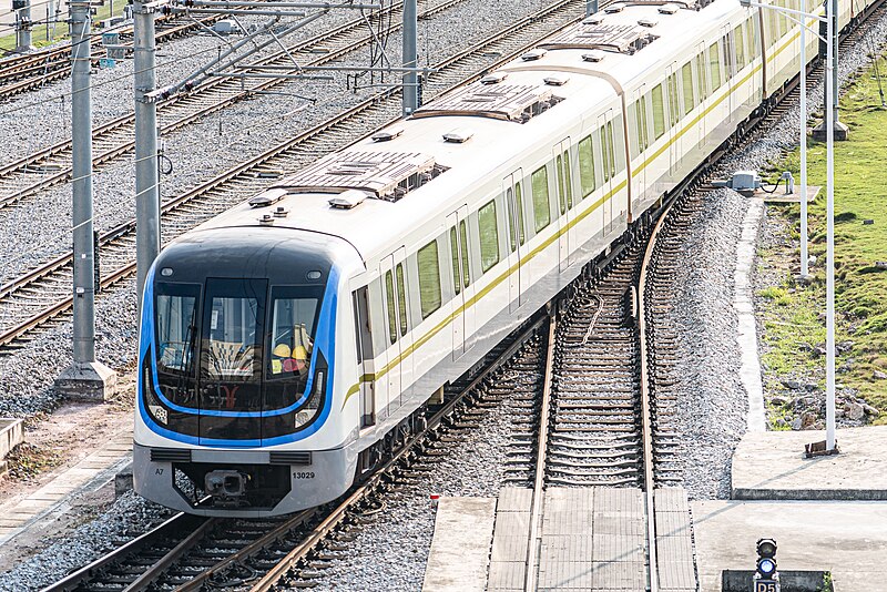 guangzhou metro a7 train at guanhu depot b 20240416