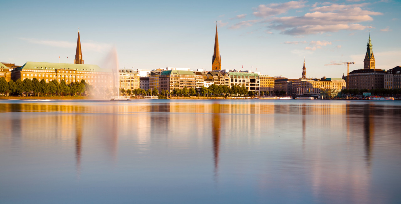 hamburg iew across the inner alster lake