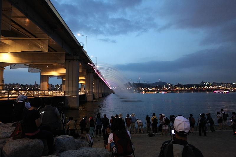 han river banpo bridge fontana