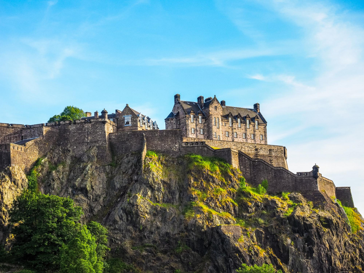 hdr edinburgh castle scotland