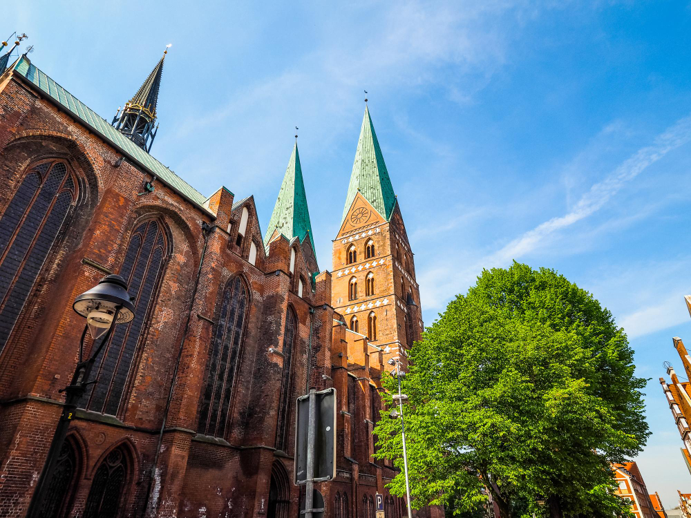 hdr st marien church luebeck