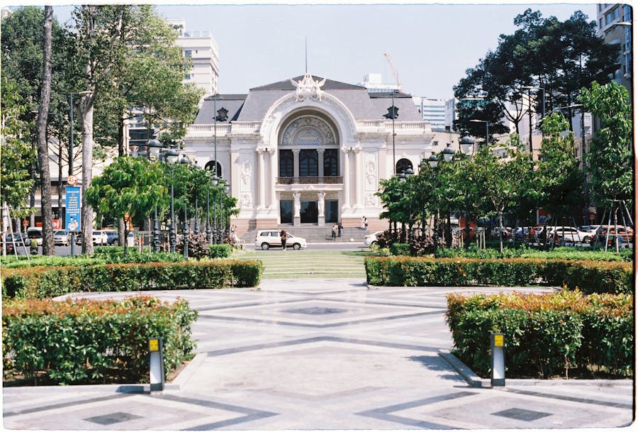ho chi minh city opera house