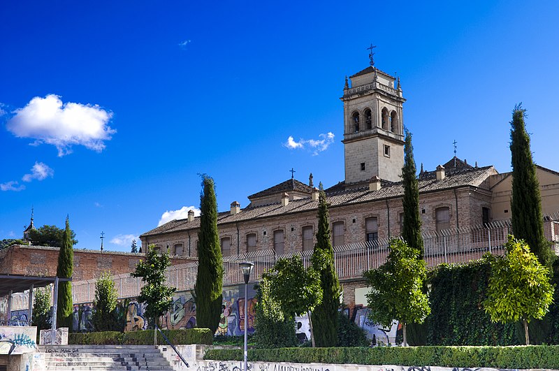 iglesia de san jeronimo vista desde parque