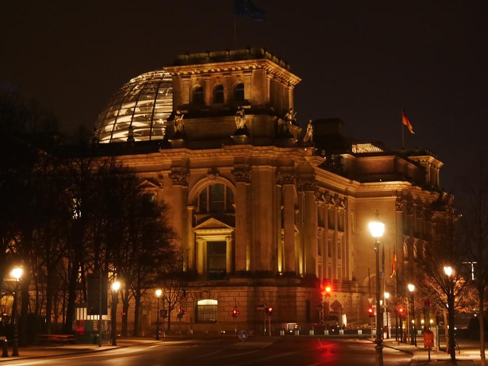 il reichstag di notte