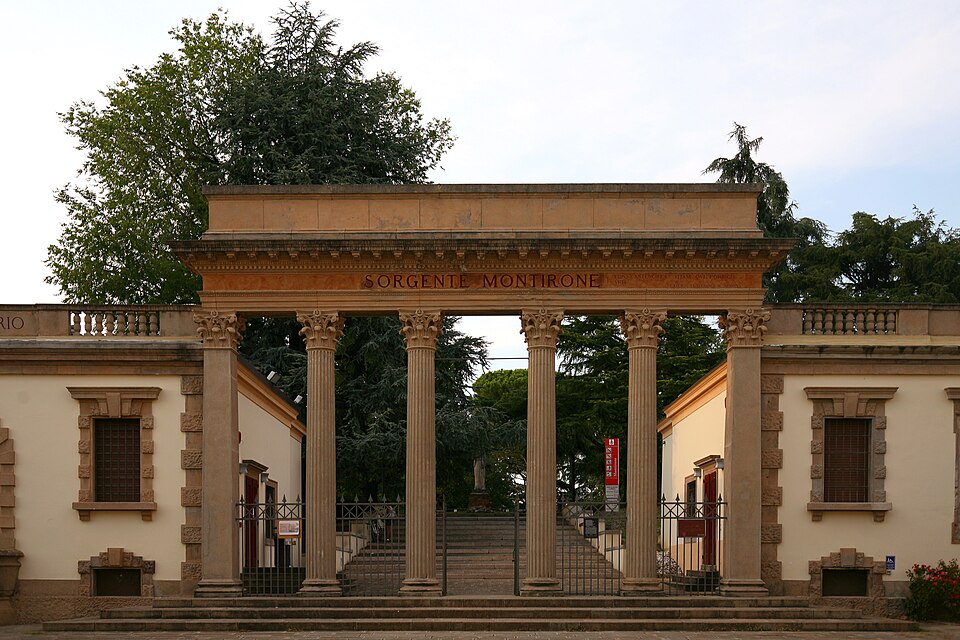 ingresso alle sorgenti montirone ad abano terme opera di giuseppe jappelli
